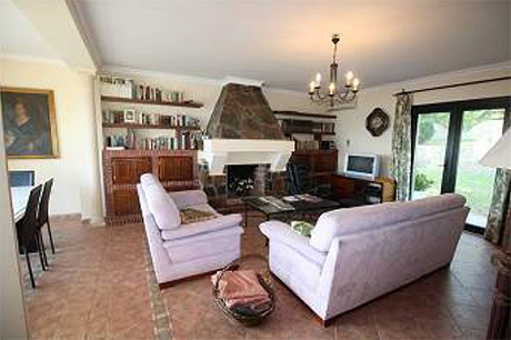 living room villa til salg i estepona